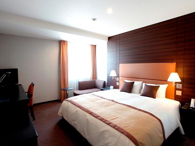 Hotel Metropolitan Takasaki Exteriör bild