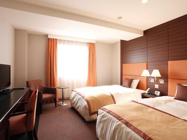 Hotel Metropolitan Takasaki Exteriör bild
