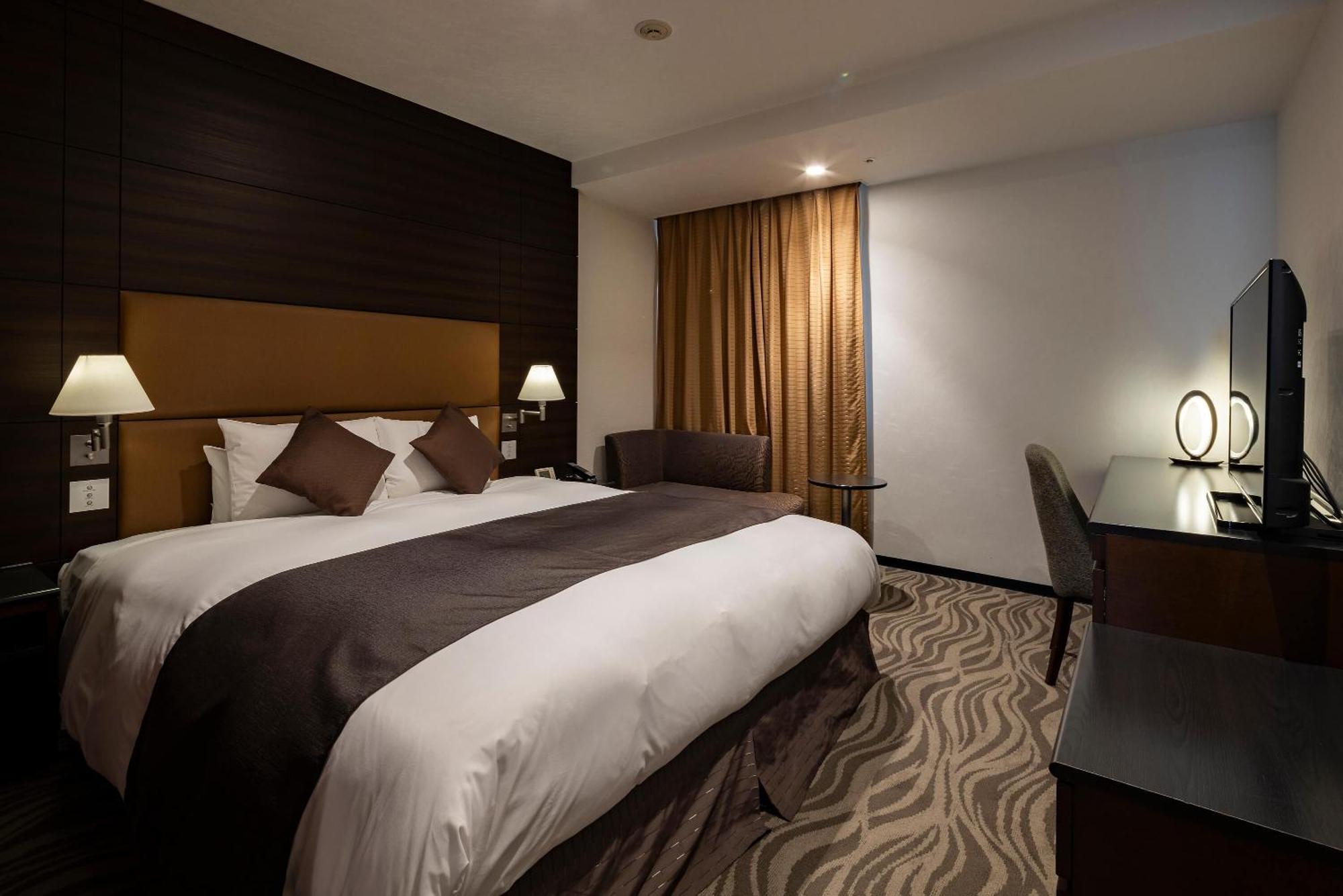 Hotel Metropolitan Takasaki Exteriör bild