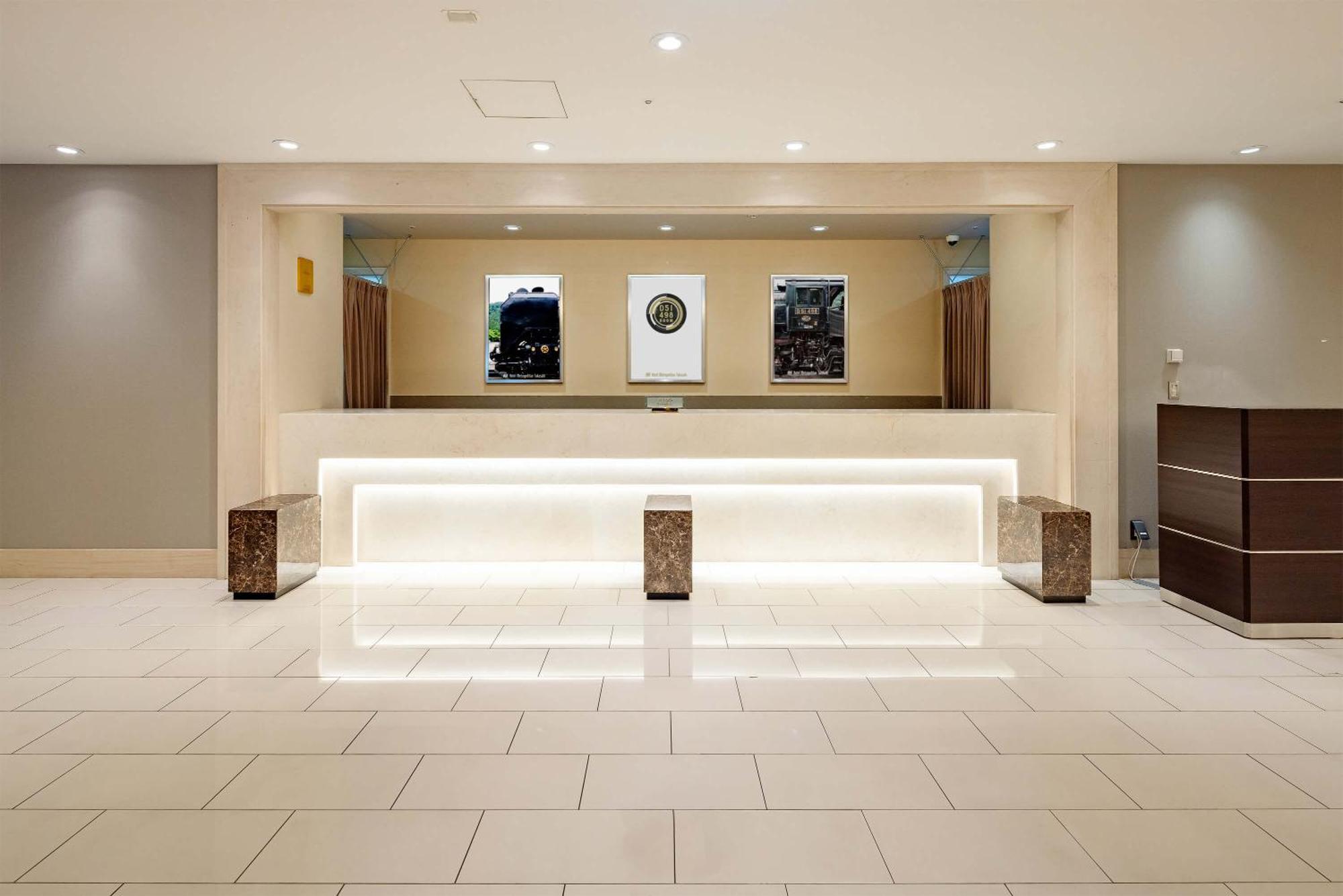 Hotel Metropolitan Takasaki Exteriör bild